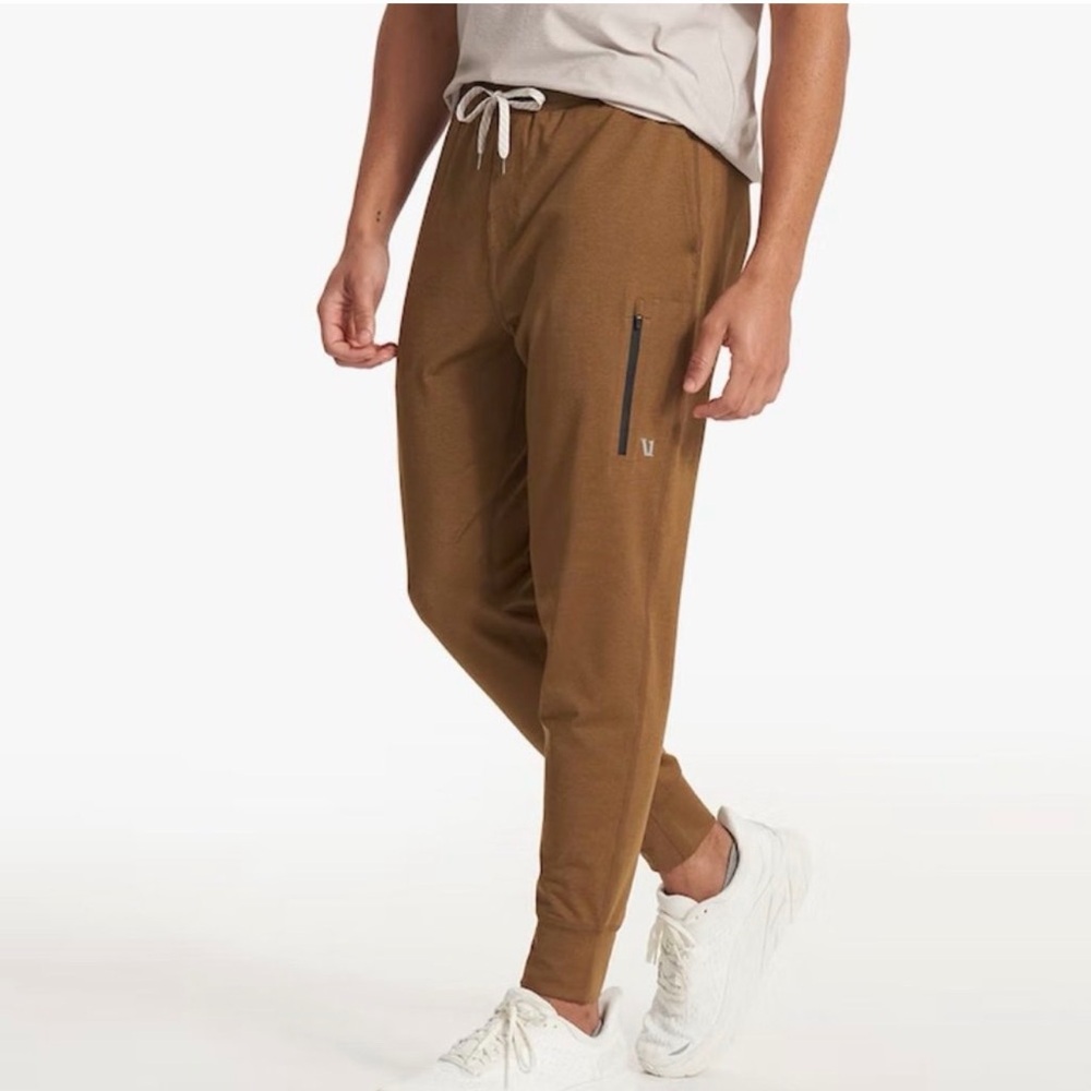 VUORI. Brand new! Brown Jogger Pants with Zipper Pocket